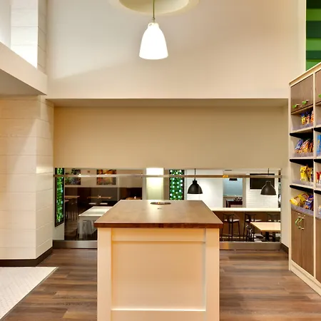 Holiday Inn & Suites Atlanta Airport North By Ihg-3